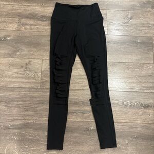 PINK Black Cutout Slash Ultimate Leggings